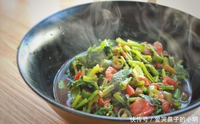 妈妈|妈妈味道的萝卜叶拌菜,膳食纤维超高,减肥当主食,越吃越瘦