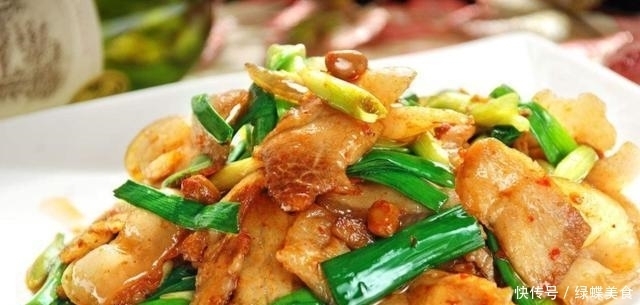 倒入|家里来客不想下饭馆,教你几道美味下酒菜,在家招待客人倍有面子