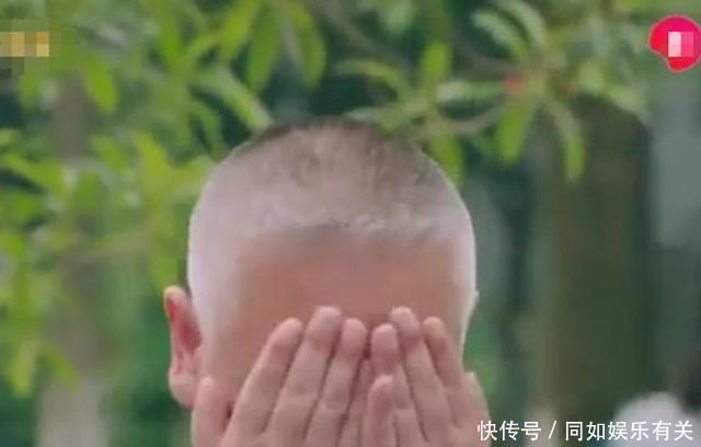 不让|女孩嫌爸爸长得老,从不让他来开家长会,镜头转向父亲那刻太心酸