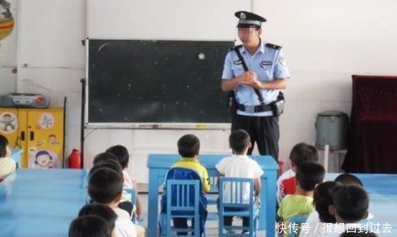 幼儿园|幼儿园老师让同学们画父亲，隔天老师看到女孩的画，偷偷报了警