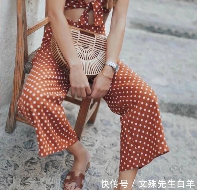  搭配|清新草编包，你喜欢的样子我都有