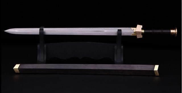 横扫|古代5大冷兵器，第一种横扫欧洲的“上帝之鞭”