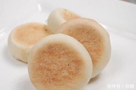 配方|在家自制绿豆饼,照着配方做,小白都能学会,不敢咬,掉渣