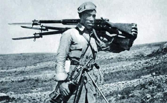  八路军|八路军中的再世吕布，日军口中的猫头鹰，一人一刀杀27个鬼子