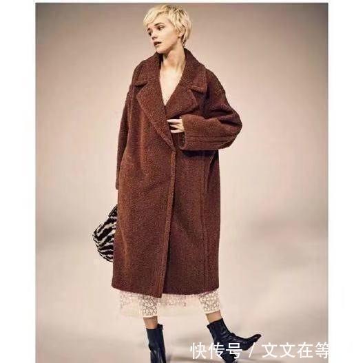 内搭一|冬天“羊羔绒大衣”受宠,半个时尚圈的博主都在穿,保暖不怕冷!
