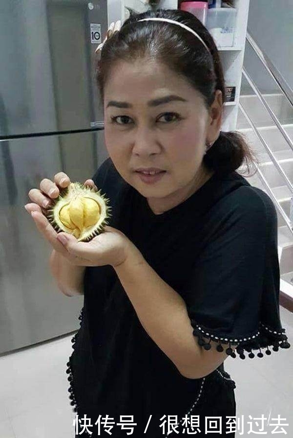 榴莲|在超市买回只有一只手掌大小的榴莲,剥开一看后,结果让人吃惊