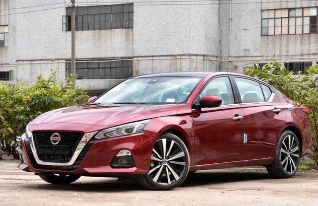 雪铁龙|19万如何选日产天籁、雪铁龙C6谁层次高看完你就觉悟了