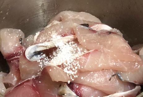 下锅|做酸菜鱼,酸菜别直接就下锅炒,多加3点,鱼汤鲜香肉嫩滑不碎