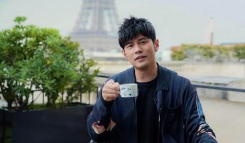 隔壁|华语男歌手热度榜,华晨宇稳居前三,但隔壁老樊也紧随其后