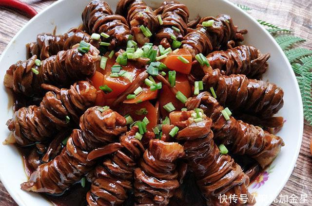 我家|这菜我家每年晒10斤,缠在猪肉上小火炖一锅,菜鲜汁浓,家人爱吃
