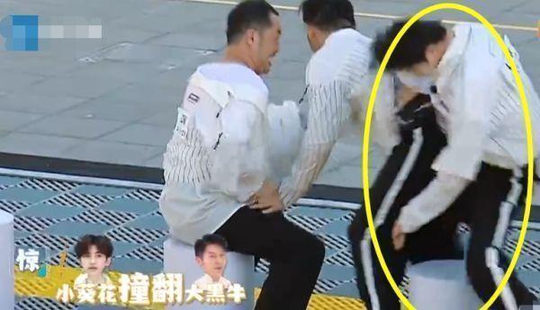 故意|蔡徐坤游戏故意推翻李晨,沙溢看不下去,暴露跑男团真实关系