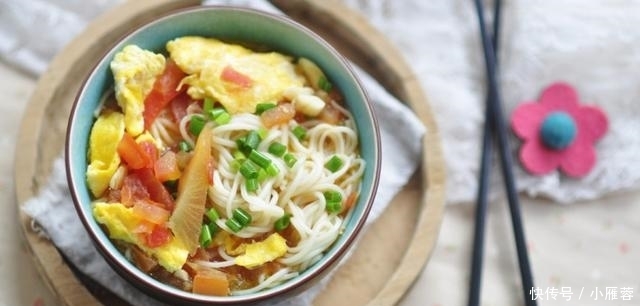 滋补|冬天早餐要吃暖的!学4碗汤面,简单快手味道鲜,驱寒又滋补