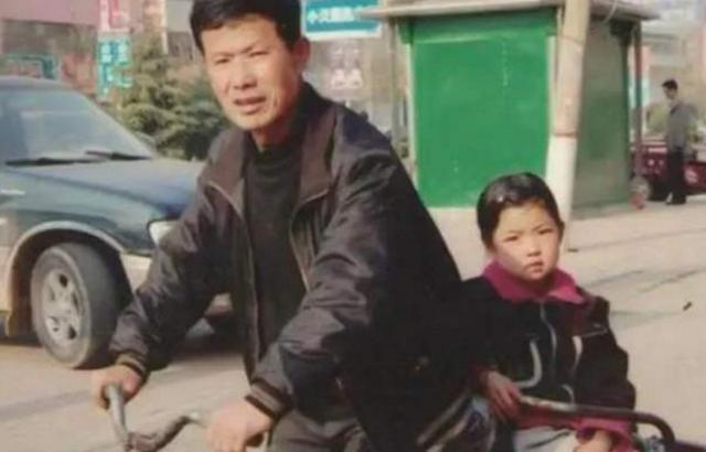 好心|患病弃婴被好心老头收养，为其治病花光积蓄，后来如何？