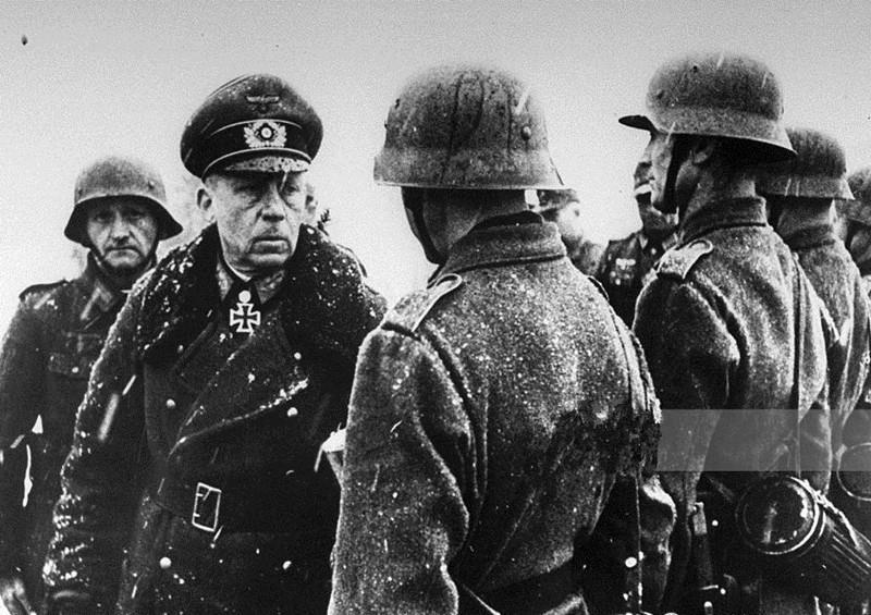 灰头土脸|柏林最后的防线：朱可夫被搞得灰头土脸，海因里希虽败犹荣