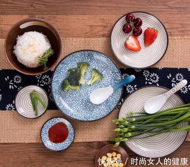 早餐|日本普通人的家里面，“早餐”都吃些什么