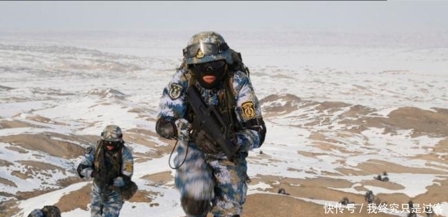 都是陆军|三军仪仗队中, 掌旗手为什么永远是陆军? 这事可是关乎军队地位