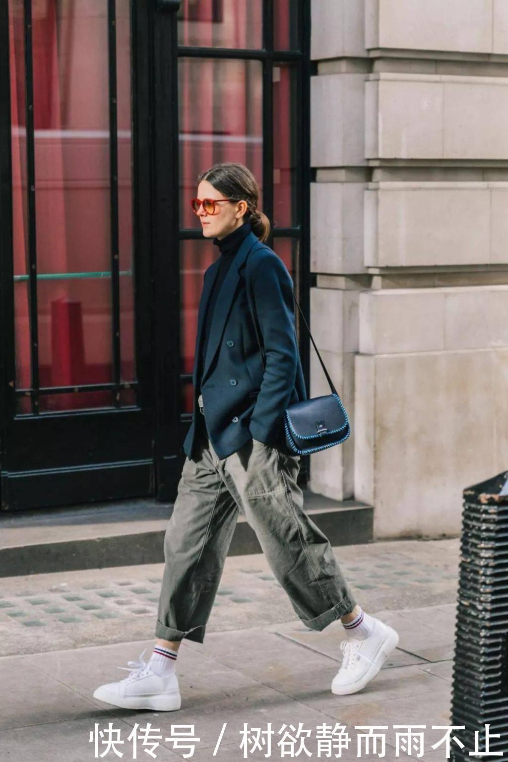 奶奶裤|别再穿阔腿裤了,2020最流行的4条裤子长这样