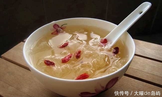 养好|女人绝经了?别愁!常吃5种食物,补充雌激素,养好卵巢更年轻