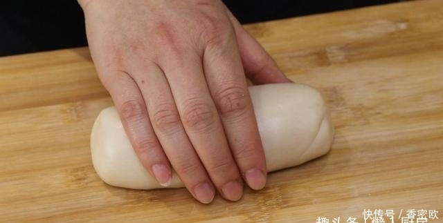 外皮|在家不出门,教你红薯饼的新做法,外皮酥的掉渣,看到它口水直流