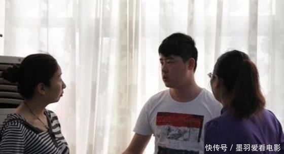 女儿|“女儿太漂亮”,竟成了全家人累赘,爸爸看孩子越长越好看就心烦