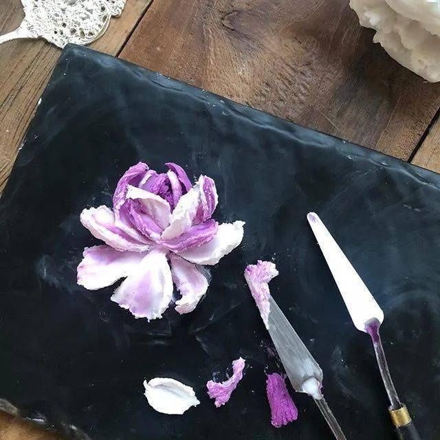 包袱蛋糕|脑洞太大韩国小姐姐晒神秘蛋糕,引百万粉丝每天催更太美了,每一张都让我流口水…