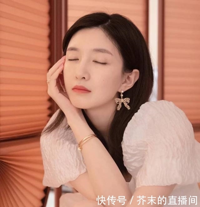 定妆喷雾|黄晓明化妆还晕妆,江疏影:想不晕妆,就来抄我的作业吧