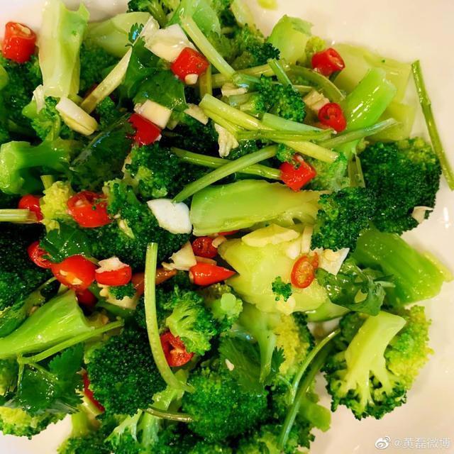 小鲜肉|黄磊拍《向往的生活》瘦了20斤,看看他做的美食,我也想试试了