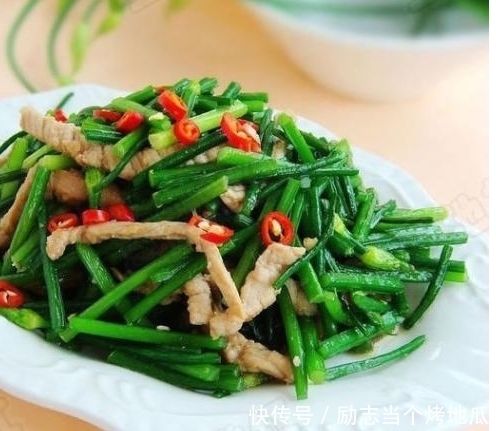 上桌|美味可口的家常菜,清香嫩滑,营养丰富,非常的下饭上桌就光盘