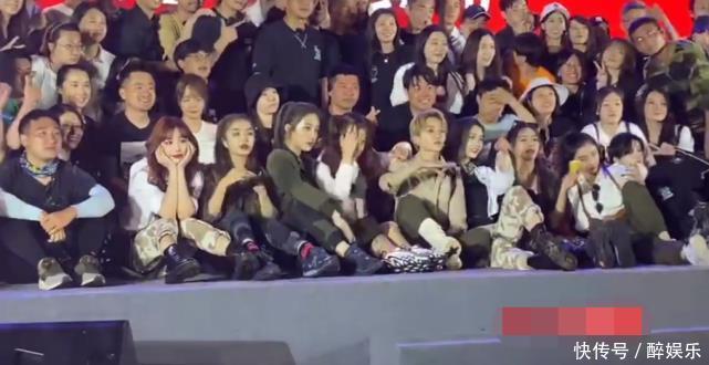 节目|THE9综艺首秀,许佳琪热舞虞书欣拍照,送给男人帮的礼物好欢乐