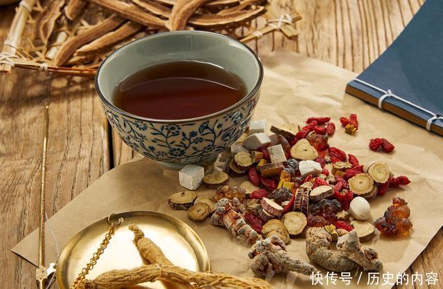 该女子|老祖宗留下的2味草药，泡水、煮粥放几粒，胃慢慢好起来