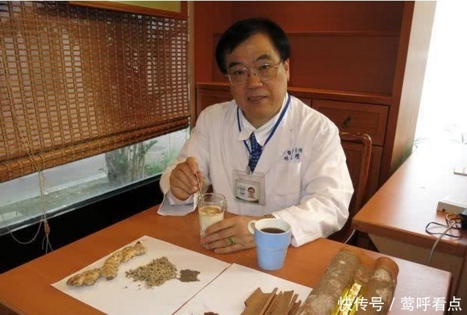 花钱|维生素E加上它睡前涂脸,中医告诉你祛斑法子,一周3次不花钱