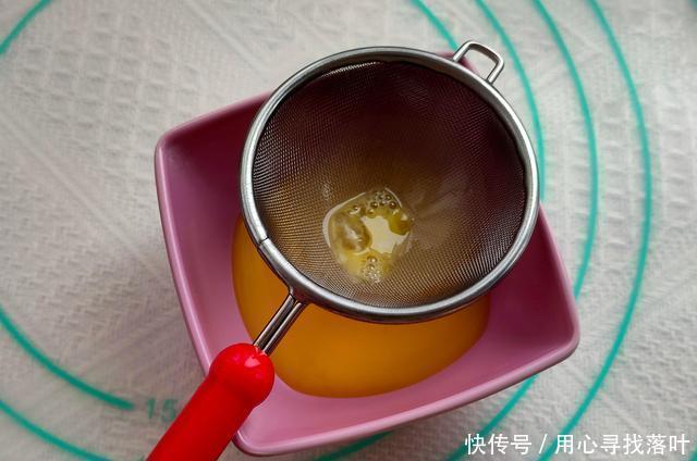 少许|月饼中的“小王牌”,「广式豆沙月饼」