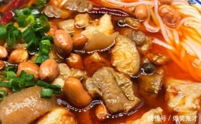 入口|看这爽爽的猪脚皮,咬一口满嘴飚汁,酥到入口即化,舔屏的节奏