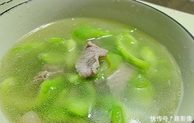 内行人|外行人喝骨头汤,内行人专喝它,营养丰富,三伏天最鲜美