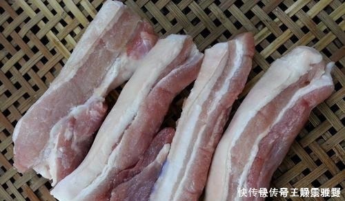 红烧肉|红烧肉时,别再放八角和桂皮了放这2样炖才香,减肥也要吃一顿