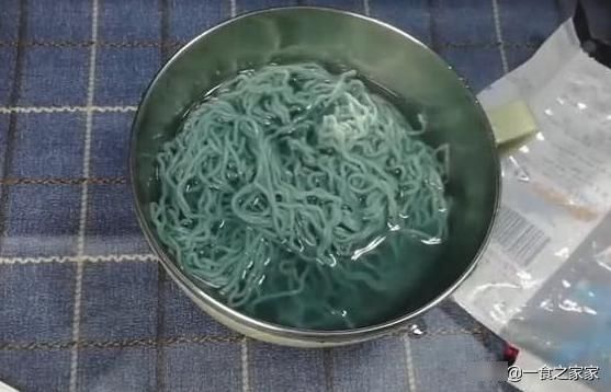 好吃|4种“最好吃”泡面，最后一种50元一包，但长得太“奇葩”