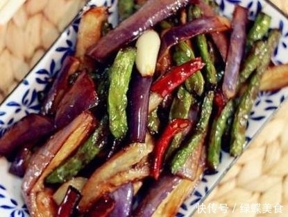 茄子|变着花样煮茄子,软嫩鲜香,开胃解馋,营养丰富,拿来送饭真好!