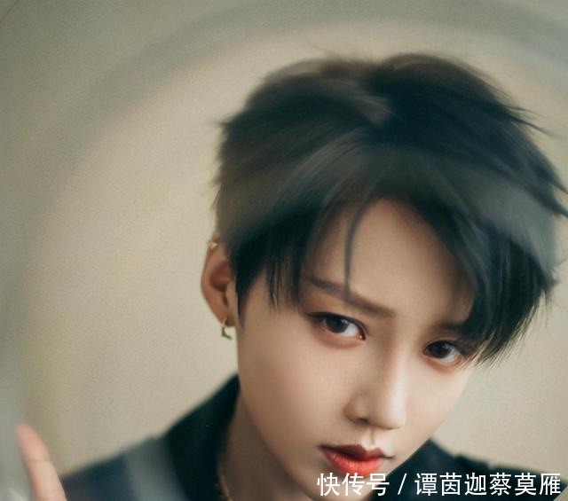 大喊|刘雨昕输给孟美岐,节目结束后,刘雨昕粉丝大喊诈骗