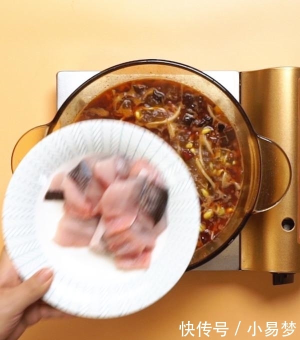 在线|火锅和鱼怎么搭配?在线教学,2斤米饭都不够,让你辣到过瘾!