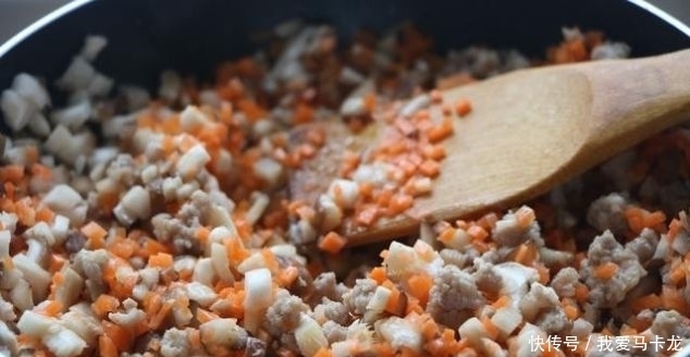  丸子|自从学会萝卜丸子新吃法, 我家再也不油炸了, 蒸一蒸好吃不上火!