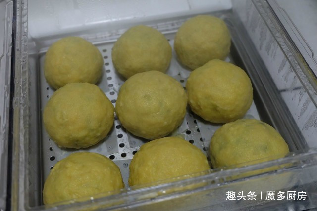 菠菜|简单易做的玉米面菜团子,不和面不擀皮,更不烫面,全家都爱吃