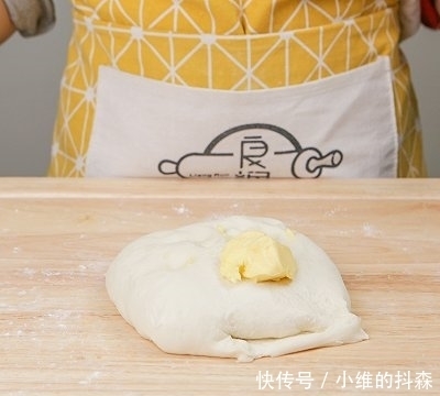 面团|日式网红樱桃红豆包