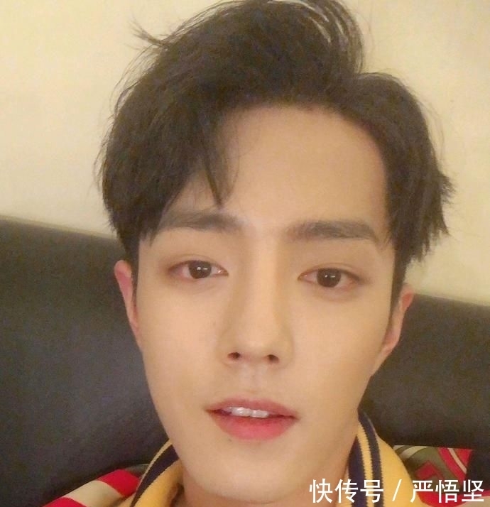 照曝光|肖战早年素人照曝光:整容实锤?