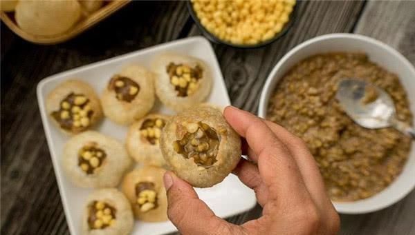 汤包|印度著名小吃“灌汤包”,作为中国吃货,你们下得了口吗