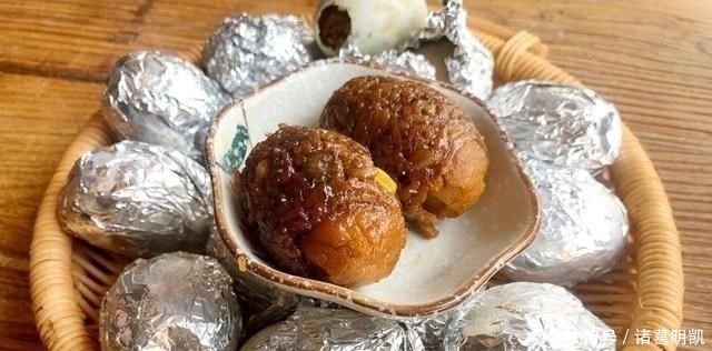 糯米蛋|糯米卷这样做 表皮酥脆里面软糯 比烧麦还好吃