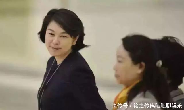 人生|23岁进外交部,49岁成新闻司女司长,自律的人生到底有多厉害?