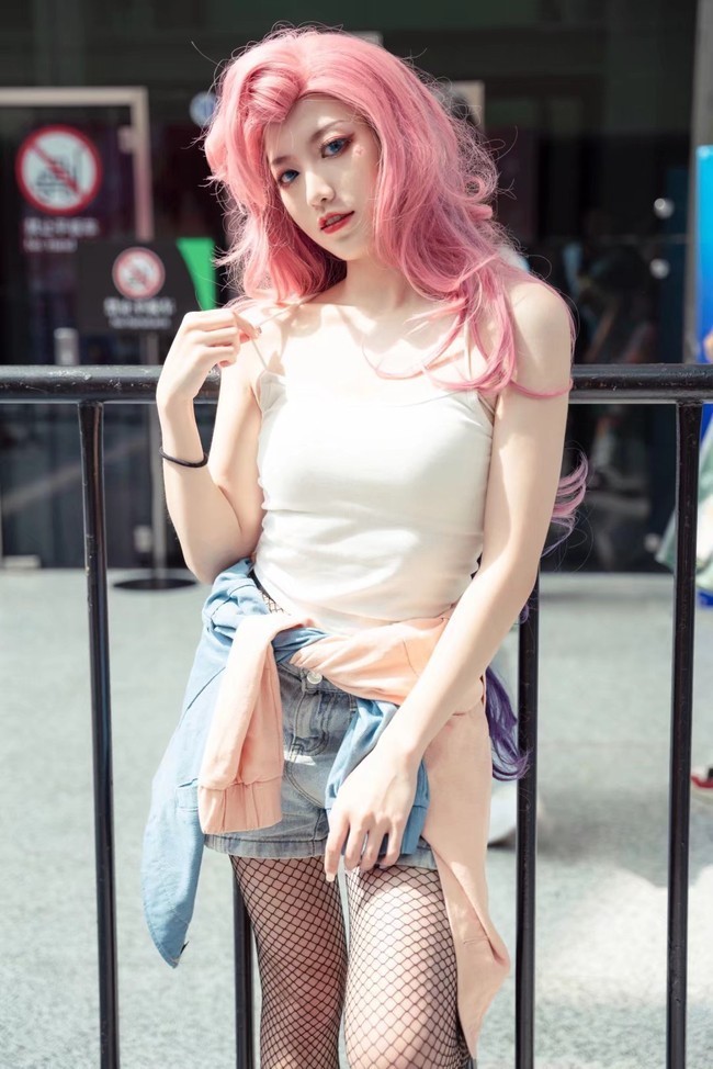 seraphine|cos：LOL新英雄seraphine自设