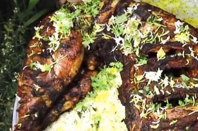 强大|据说新疆人民的烤全羊很强大看完巴基斯坦人民的烤全羊,网友很远