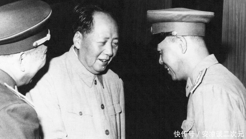 工作人员|毛主席去世前敲了三下木床,众人疑惑,工作人员半天才反应过来