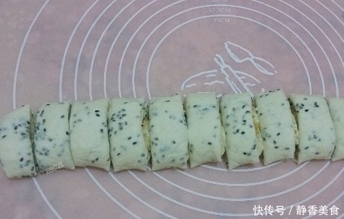 黑芝麻|简单好做的花生酱花卷,蓬松暄软,咬一口满嘴香